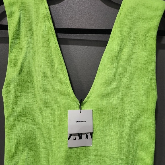 ZARA SIZE L - Picture 4 of 7